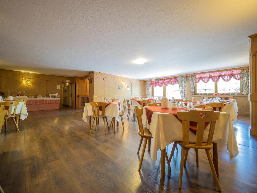 Hotel Baita Della Luna リヴィーニョ エクステリア 写真
