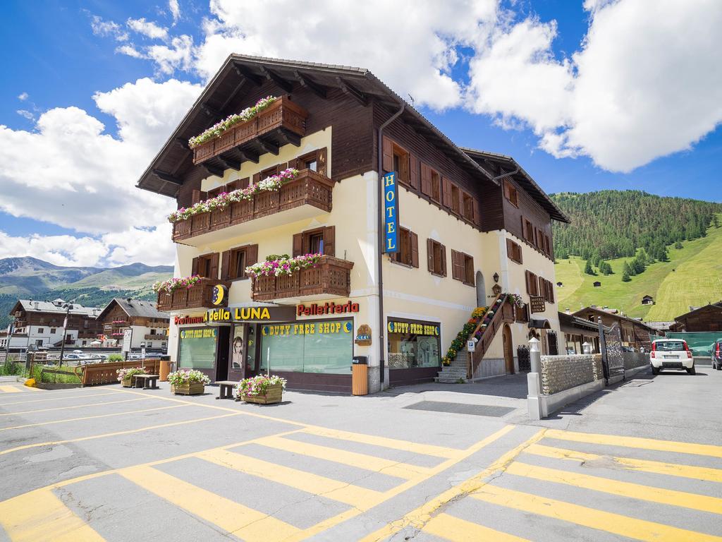 Hotel Baita Della Luna リヴィーニョ エクステリア 写真