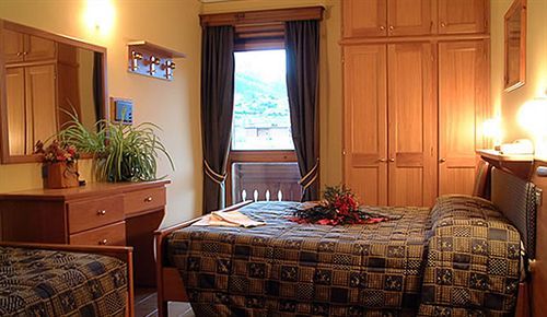 Hotel Baita Della Luna リヴィーニョ エクステリア 写真